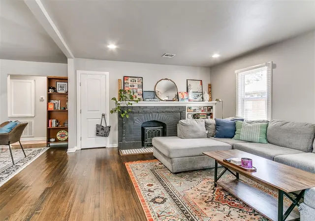 Photo 4 of Single family home for sale at 1608 Nw 44Th St, Oklahoma City, OK 73118 | MLS# 1245690 | Listing updated on 2026-10-06