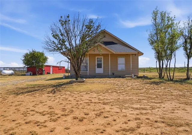 Photo 3 of Single family home for sale at 19630 E County Road 1635 Road, Olustee, OK 73560 | MLS# 1245698 | Listing updated on 2026-09-15