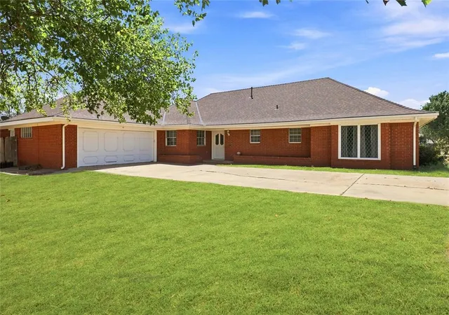 Photo 1 of Single family home for sale at 120 Gaynelle Ln, Hobart, OK 73651 | MLS# 1245710 | Listing updated on 2026-09-25
