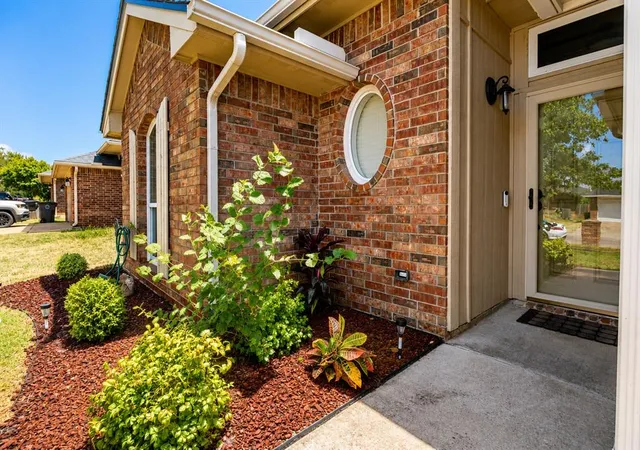 Photo 3 of Sale Pending at 4820 Sw Malcom Rd, Lawton, OK 73505 | MLS# 1245820 | Listing updated on 2026-09-09
