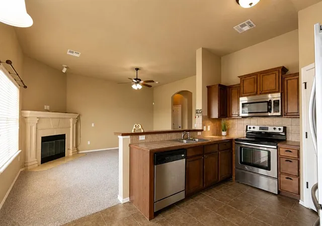Photo 4 of Sale Pending at 4820 Sw Malcom Rd, Lawton, OK 73505 | MLS# 1245820 | Listing updated on 2026-09-09