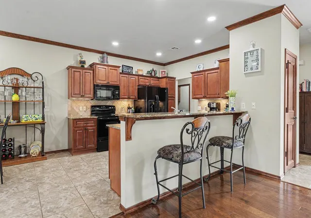 Photo 3 of Sale Pending at 12600 N Rockwell Ave #33, Oklahoma City, OK 73142 | MLS# 1245868 | Listing updated on 2026-09-18