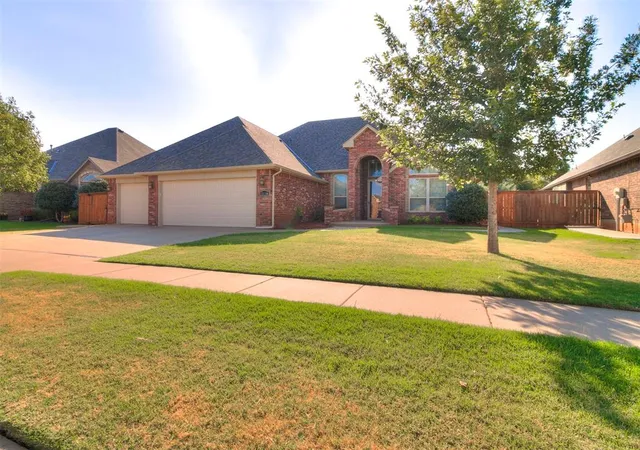 Photo 2 of Single family home for sale at 15716 Hatterly Ln, Edmond, OK 73013 | MLS# 1246086 | Listing updated on 2026-09-15