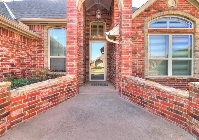 Photo 3 of Single family home for sale at 15716 Hatterly Ln, Edmond, OK 73013 | MLS# 1246086 | Listing updated on 2026-09-15