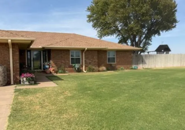 Photo 3 of Single family home for sale at 19797 E 1160 Rd, Elk City, OK 73644 | MLS# 1246119 | Listing updated on 2026-10-09