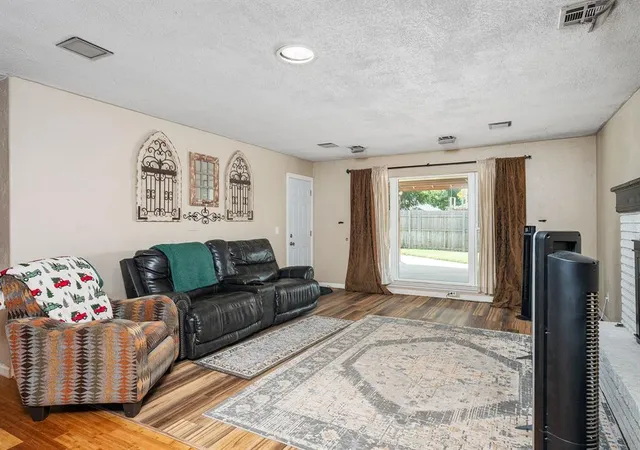 Photo 3 of Single family home for sale at 3108 Chaucer Dr, Oklahoma City, OK 73120 | MLS# 1246122 | Listing updated on 2026-09-14
