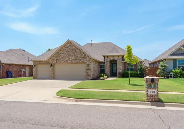 Photo 1 of Single family home for sale at 8304 Nw 159th St, Edmond, OK 73013 | MLS# 1246173 | Listing updated on 2026-09-15