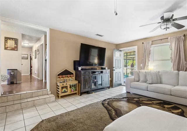 Photo 4 of Single family home for sale at 402 W A St, Ringling, OK 73456 | MLS# 1246288 | Listing updated on 2026-09-28