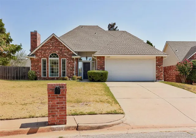 Photo 1 of Single family home for sale at 1209 Salem Ave, Edmond, OK 73003 | MLS# 1246404 | Listing updated on 2026-09-15