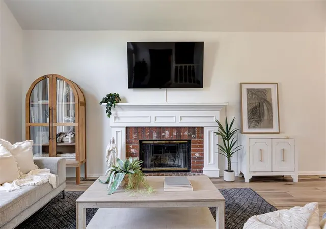 Photo 3 of Single family home for sale at 1209 Salem Ave, Edmond, OK 73003 | MLS# 1246404 | Listing updated on 2026-09-15