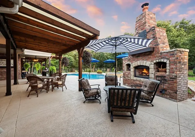 Photo 3 of Sale Pending at 10702 Quo Vadis Dr, Arcadia, OK 73007 | MLS# 1246426 | Listing updated on 2026-09-12