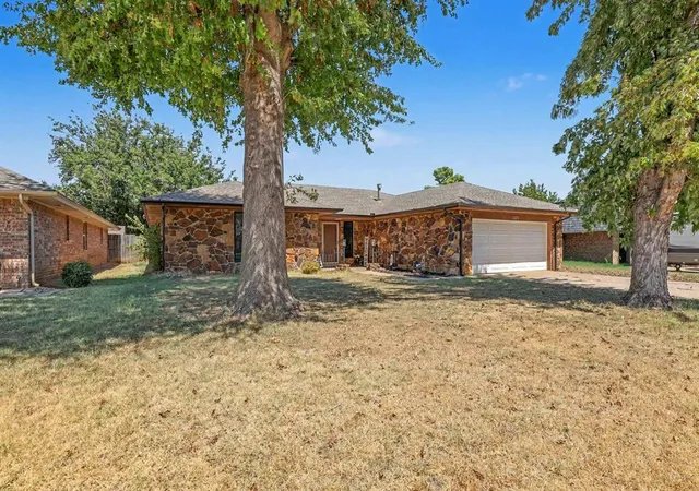 Photo 2 of Single family home for sale at 3805 Nw 115th Street, Oklahoma City, OK 73162 | MLS# 1246483 | Listing updated on 2026-09-09