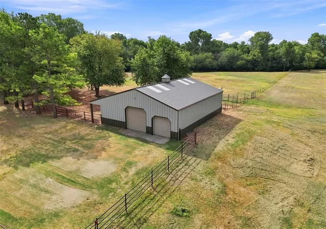 Photo 3 of Single family home for sale at 801 Cameron Dr, Yukon, OK 73099 | MLS# 1246582 | Listing updated on 2026-09-15