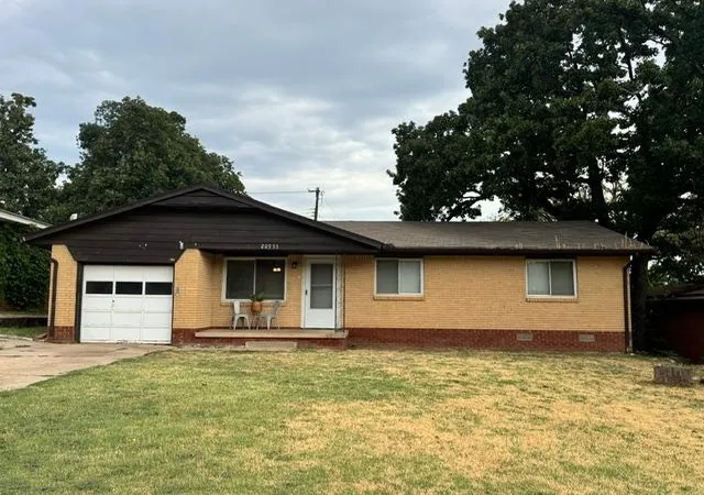 Photo 1 of Single family home for sale at 20933 Gold St, Harrah, OK 73045 | MLS# 1246588 | Listing updated on 2026-09-16