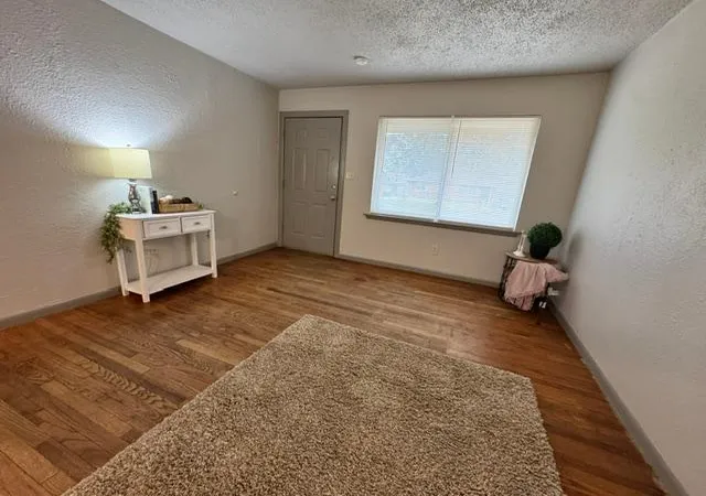 Photo 4 of Single family home for sale at 20933 Gold St, Harrah, OK 73045 | MLS# 1246588 | Listing updated on 2026-09-16