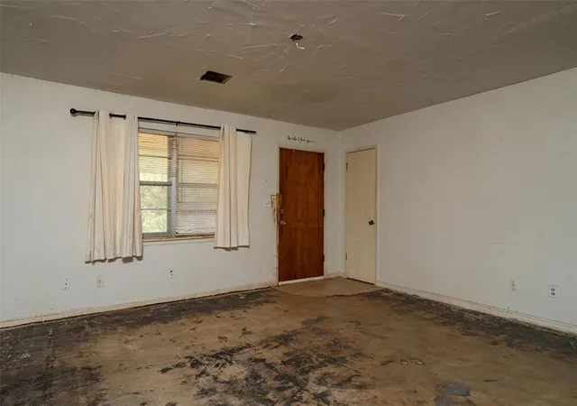 Photo 4 of Single family home for sale at 507 N Seminole St, Asher, OK 74826 | MLS# 1246662 | Listing updated on 2026-09-12