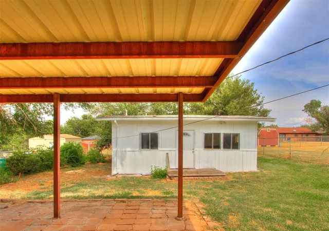 Photo 3 of Sale Pending at 1205 E Madison St, Oklahoma City, OK 73111 | MLS# 1246664 | Listing updated on 2026-09-15