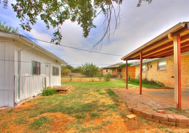 Photo 3 of Sale Pending at 1205 E Madison St, Oklahoma City, OK 73111 | MLS# 1246664 | Listing updated on 2026-09-15