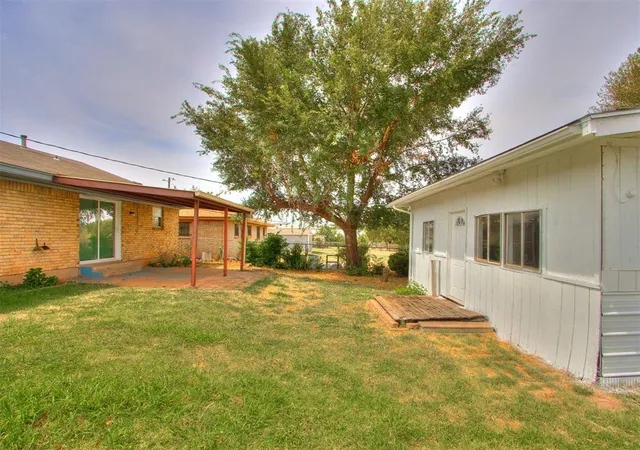 Photo 4 of Sale Pending at 1205 E Madison St, Oklahoma City, OK 73111 | MLS# 1246664 | Listing updated on 2026-09-15