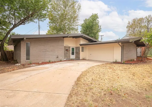Photo 2 of Single family home for sale at 4604 Nw 59th Ter, Oklahoma City, OK 73122 | MLS# 1246691 | Listing updated on 2026-09-16