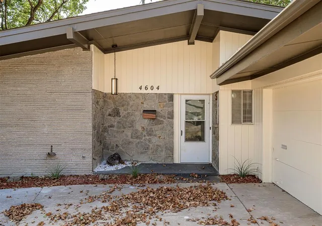 Photo 3 of Single family home for sale at 4604 Nw 59Th Ter, Oklahoma City, OK 73122 | MLS# 1246691 | Listing updated on 2026-09-16