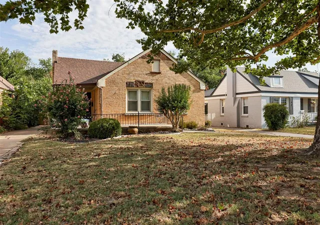 Photo 2 of Single family home for sale at 2309 Nw 28th Street, Oklahoma City, OK 73107 | MLS# 1246746 | Listing updated on 2026-09-15