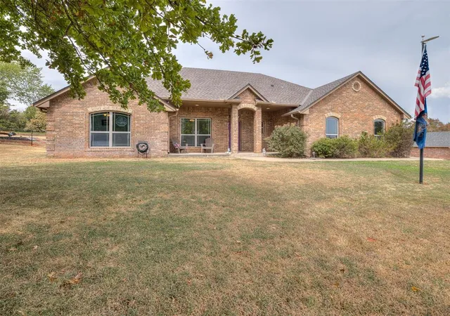 Photo 1 of Sale Pending at 2432 County Road 1326, Blanchard, OK 73010 | MLS# 1246813 | Listing updated on 2026-09-12