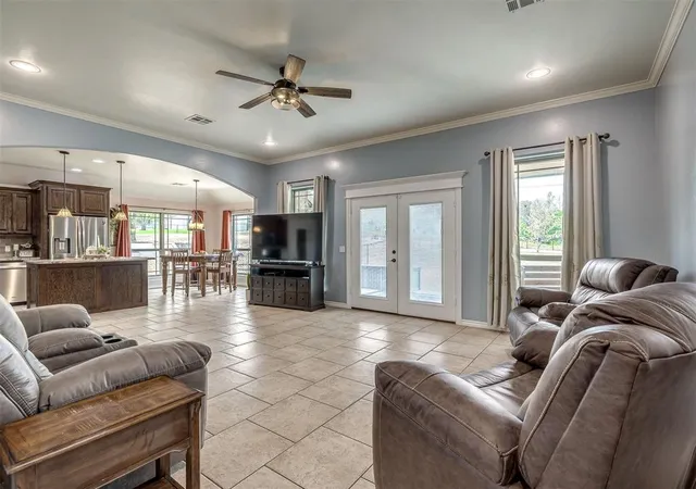 Photo 4 of Sale Pending at 2432 County Road 1326, Blanchard, OK 73010 | MLS# 1246813 | Listing updated on 2026-09-12