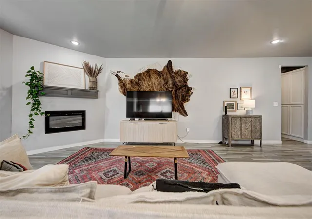 Photo 4 of Single family home for sale at 1206 La Vista Ln, Kingfisher, OK 73750 | MLS# 1246818 | Listing updated on 2026-09-15
