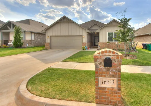 Photo 2 of Single family home for sale at 16213 Brenton Hills Ave, Edmond, OK 73013 | MLS# 1246825 | Listing updated on 2026-09-13