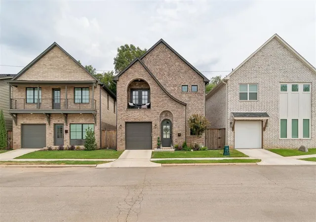 Photo 2 of Single family home for sale at 12 N Walnut St, Edmond, OK 73003 | MLS# 1246981 | Listing updated on 2026-09-15