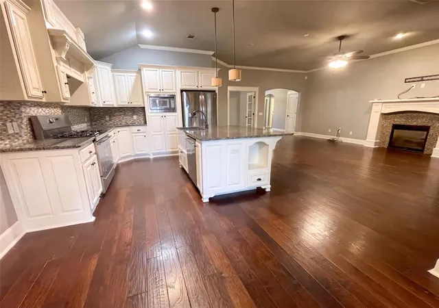 Photo 2 of Single family home for sale at 704 Sw 149th Place, Oklahoma City, OK 73170 | MLS# 1247019 | Listing updated on 2026-09-10