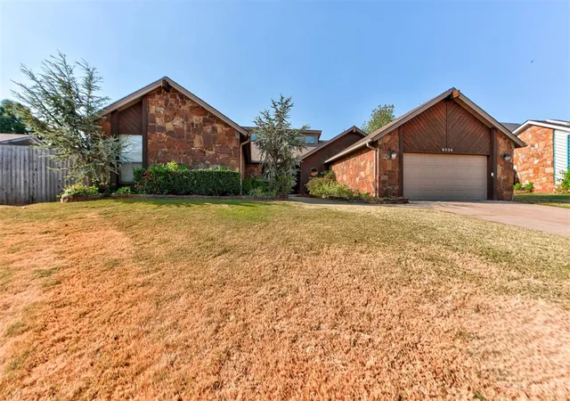 Photo 2 of Single family home for sale at 6004 Covington Ln, Warr Acres, OK 73132 | MLS# 1247064 | Listing updated on 2026-09-14
