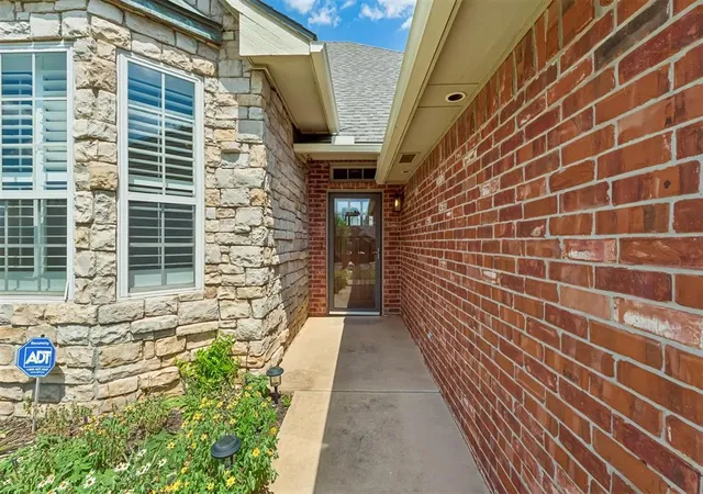 Photo 3 of Sale Pending at 15718 Teesdale Rd, Edmond, OK 73013 | MLS# 1247163 | Listing updated on 2026-09-12