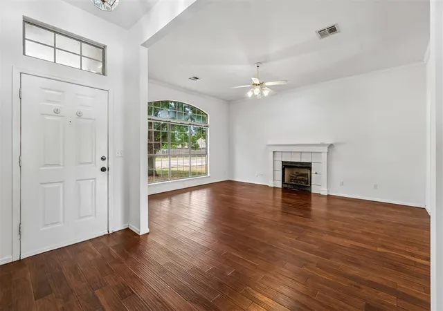 Photo 3 of Single family home for sale at 18113 Laurel Oak Dr, Edmond, OK 73012 | MLS# 1247197 | Listing updated on 2026-10-09