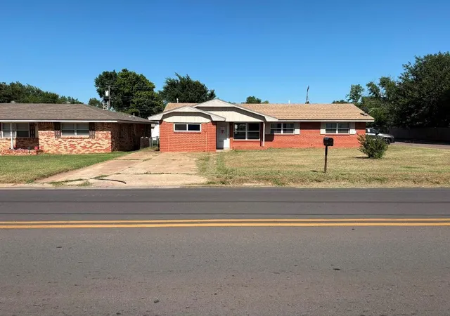 Photo 1 of Sale Pending at 1442 22nd Street, Woodward, OK 73801 | MLS# 1247202 | Listing updated on 2026-09-10