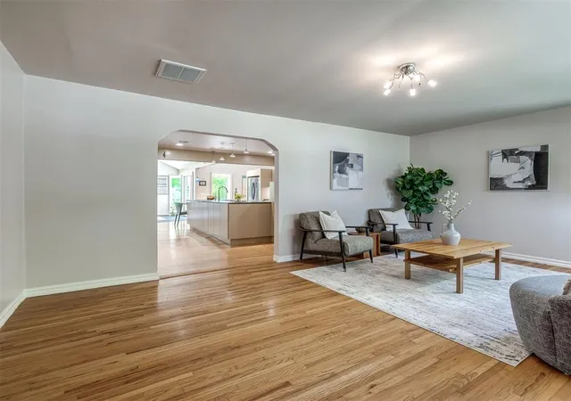 Photo 3 of Sale Pending at 1102 Mcnamee St, Norman, OK 73069 | MLS# 1247287 | Listing updated on 2026-09-11