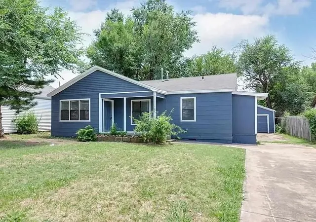 Photo 1 of Single family home for sale at 1612 Nw Kingsbury Ave, Lawton, OK 73507 | MLS# 1247295 | Listing updated on 2026-09-22
