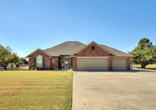 Photo 1 of Single family home for sale at 20180 Se 43rd Street, Harrah, OK 73045 | MLS# 1247330 | Listing updated on 2026-09-14