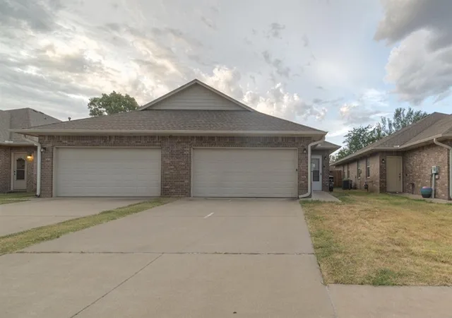 Photo 2 of Multi family home for sale at 212 Ashley Dr #212 & 214, Edmond, OK 73003 | MLS# 1247341 | Listing updated on 2026-09-23