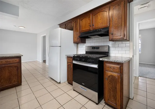 Single family home for sale at 1233 SW 91st Street, Oklahoma City, OK 73139 | MLS# 1247418