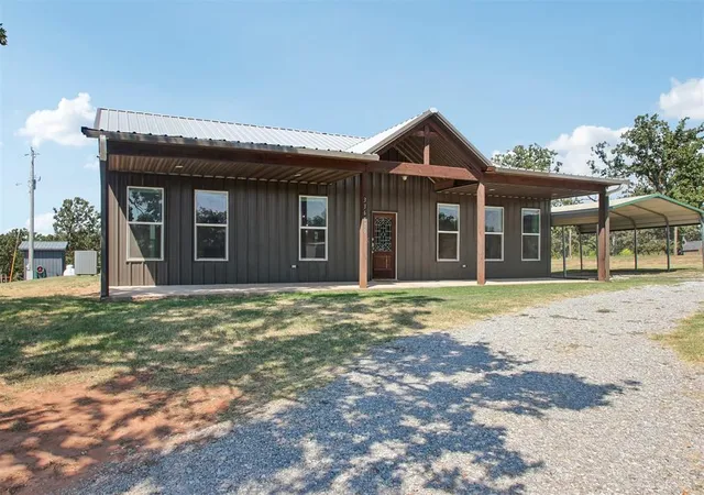 Photo 4 of Sale Pending at 336870 E 1000 Road, Meeker, OK 74855 | MLS# 1247512 | Listing updated on 2026-09-24