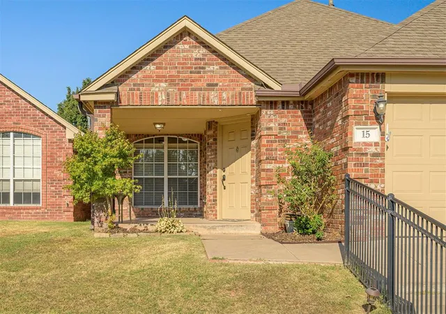 Photo 2 of Sale Pending at 15 S Ridge Pointe Dr, Edmond, OK 73034 | MLS# 1247537 | Listing updated on 2026-09-15