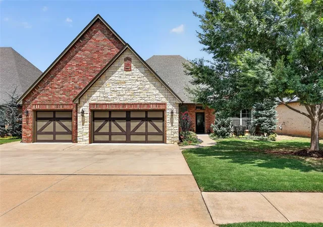Photo 2 of Single family home for sale at 2501 Semillon Way, Edmond, OK 73012 | MLS# 1247580 | Listing updated on 2026-09-16