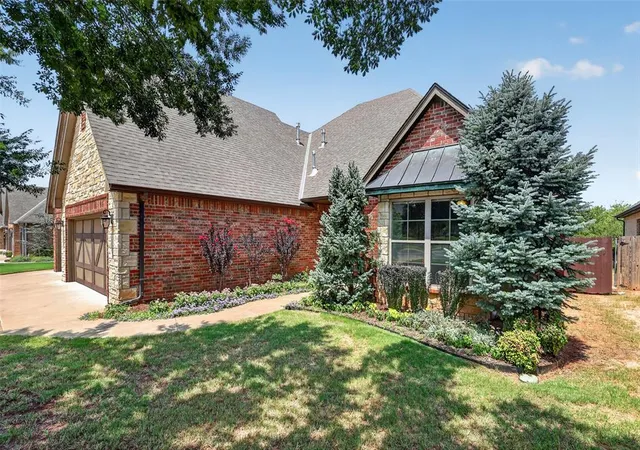 Photo 3 of Single family home for sale at 2501 Semillon Way, Edmond, OK 73012 | MLS# 1247580 | Listing updated on 2026-09-16