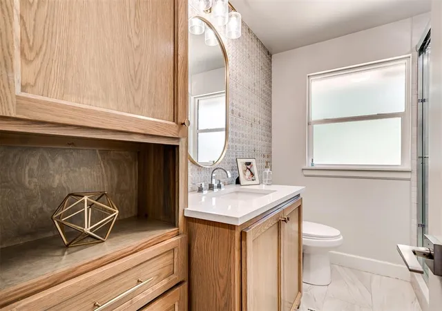 Photo 3 of Sale Pending at 1605 Rowena Ln, Norman, OK 73069 | MLS# 1247633 | Listing updated on 2026-09-15