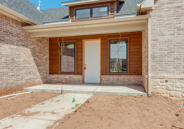 Photo 3 of Single family home for sale at 8020 Longbow, Arcadia, OK 73007 | MLS# 1247727 | Listing updated on 2026-09-09