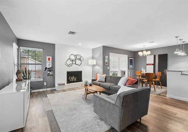 Photo 1 of Sale Pending at 4400 Hemingway Dr #274, Oklahoma City, OK 73118 | MLS# 1247808 | Listing updated on 2026-09-14