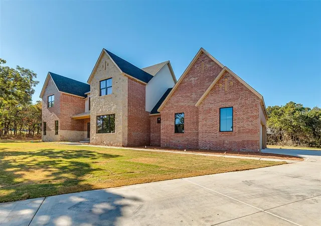 Photo 3 of Sale Pending at 12924 Box Cyn, Arcadia, OK 73007 | MLS# 1247856 | Listing updated on 2026-09-15