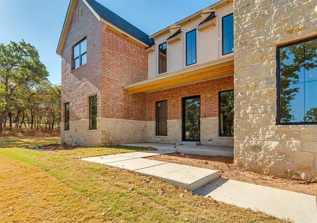 Photo 3 of Sale Pending at 12924 Box Cyn, Arcadia, OK 73007 | MLS# 1247856 | Listing updated on 2026-09-15